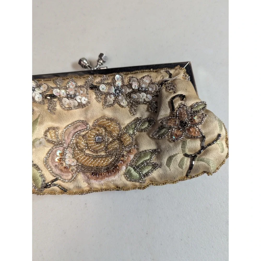 M.S.‎ Collections Beaded Floral Evening Clutch Purse Gold Tone Kiss Lock Frame - Picture 12 of 15